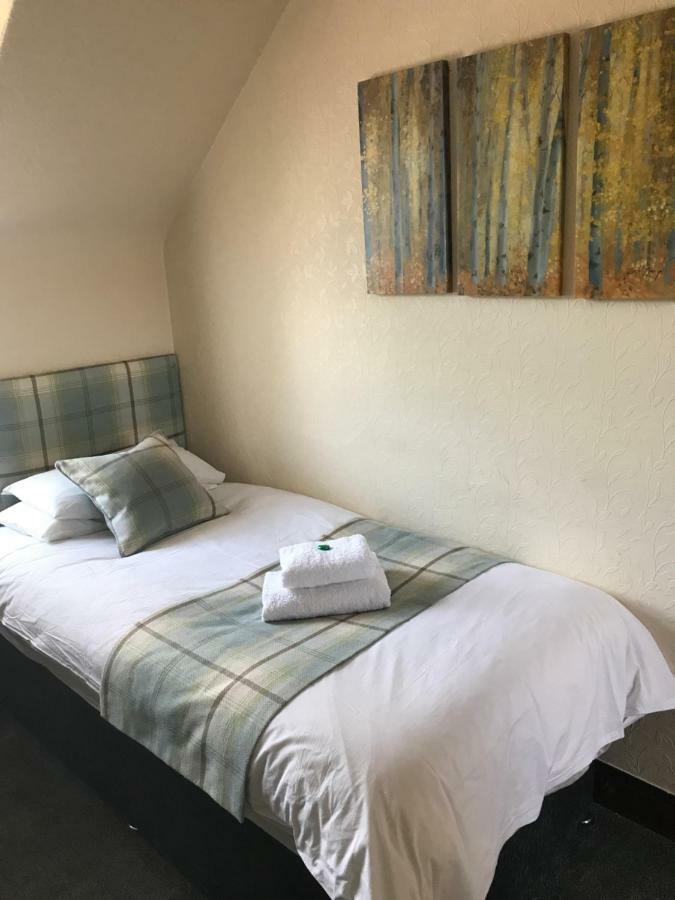 Garfield Guesthouse 딩월 외부 사진